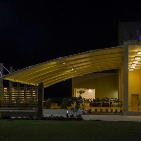 The Celestial Park, Bhopal Hotel Eksteriør billede