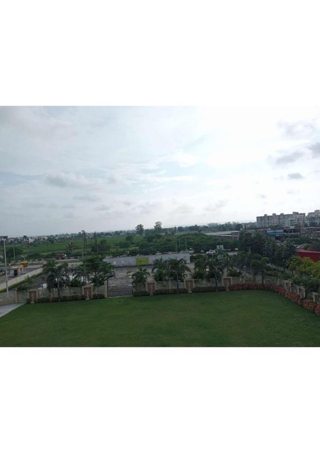 The Celestial Park, Bhopal Hotel Eksteriør billede